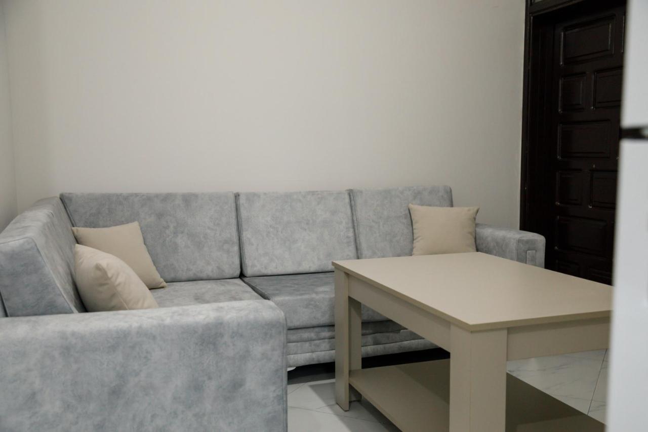 Logli Apartments Gjirokastra Kültér fotó