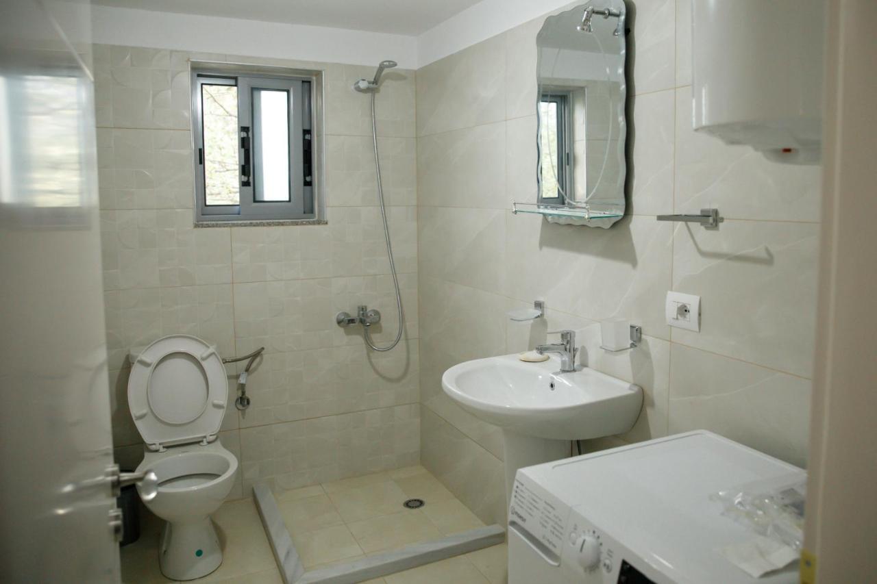 Logli Apartments Gjirokastra Kültér fotó